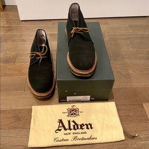 Alden Chukka Boots in Black Suede